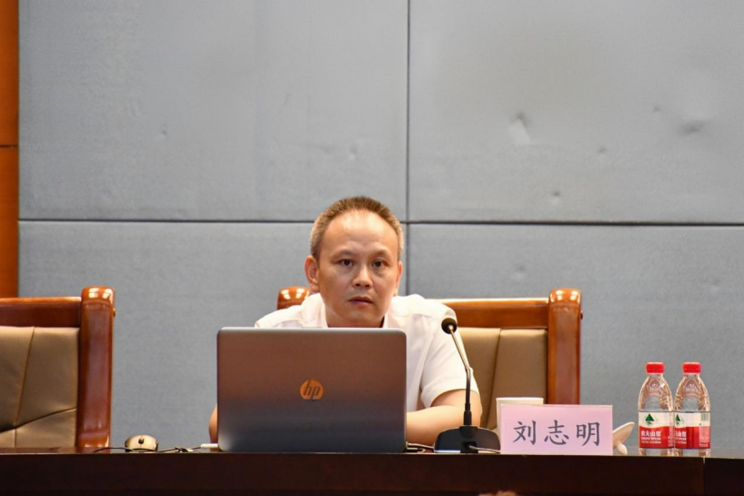 说明: 图片1